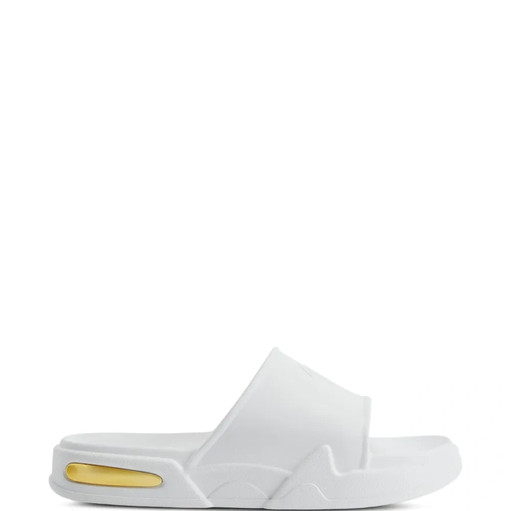 Шлепанцы с логотипом