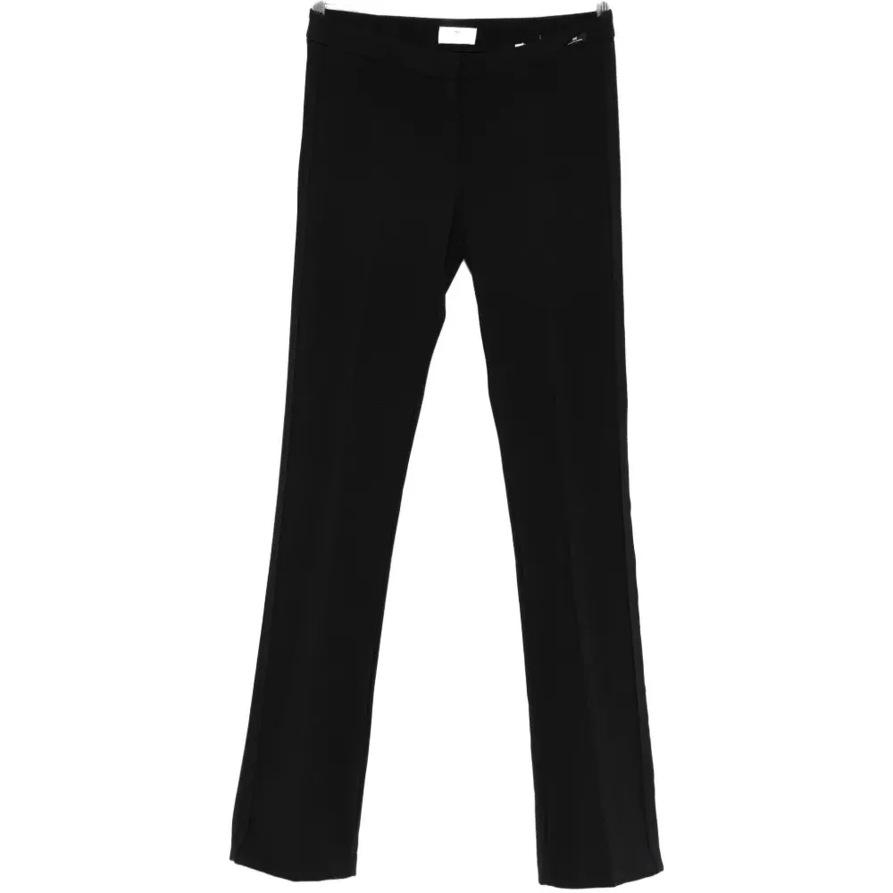 Черные расклешенные брюки