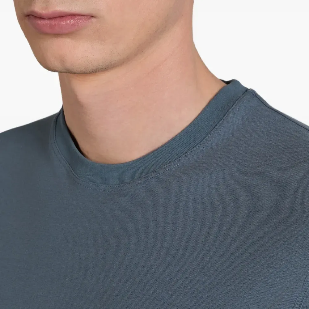 Футболка из органического хлопка облегающего кроя