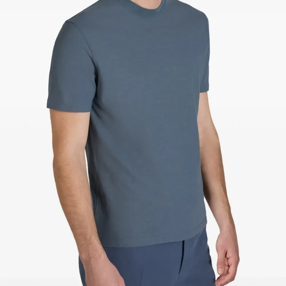 Футболка из органического хлопка облегающего кроя