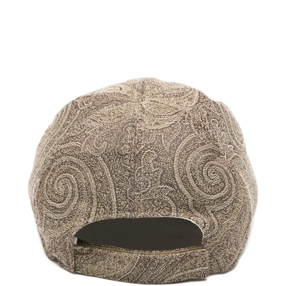 Бейсболка с логотипом и узором «пейсли»