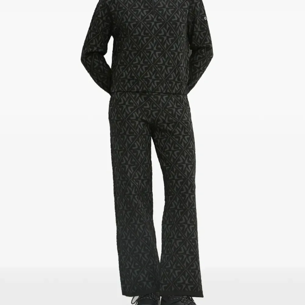 Брюки с геометрическим узором