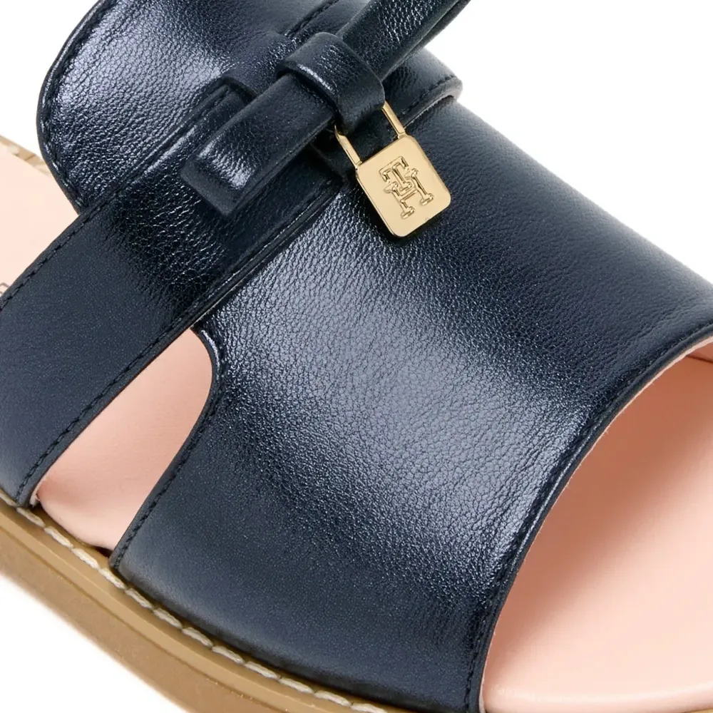 Босоножки с бантом