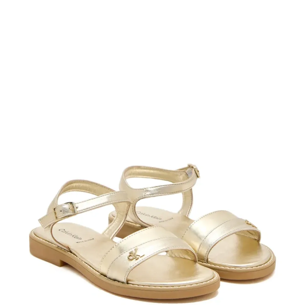 Босоножки с ремешком-пряжкой