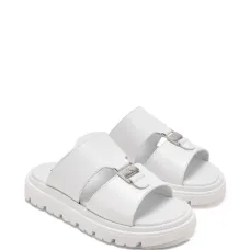 Босоножки с текстурной пряжкой