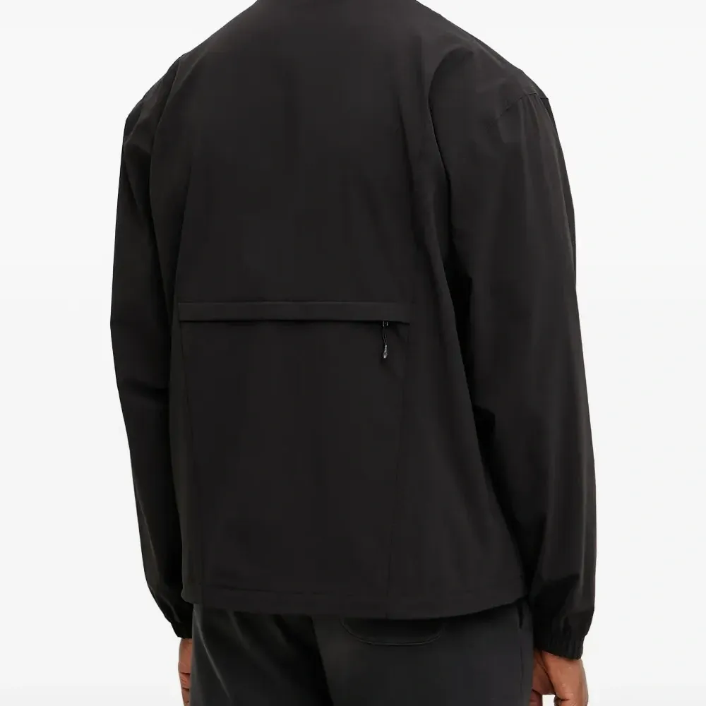 Куртка с застежкой-молнией и воротником-стойкой