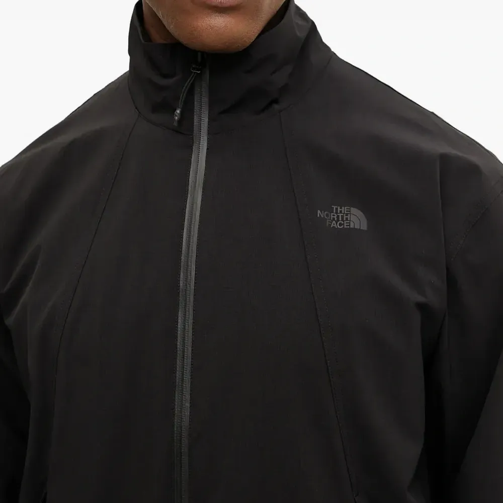 Куртка с застежкой-молнией и воротником-стойкой