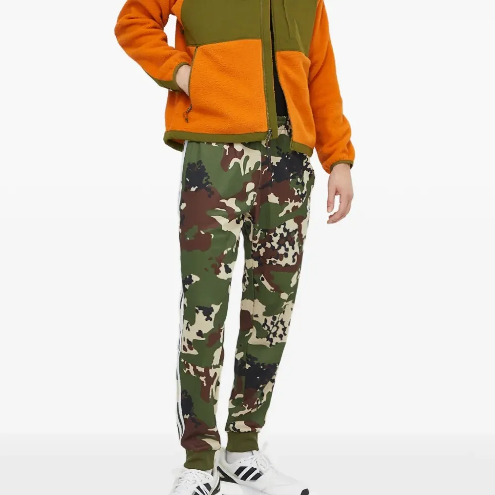 Куртка с застежкой-молнией и цветными блоками