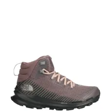 Кроссовки для активного отдыха на шнуровке