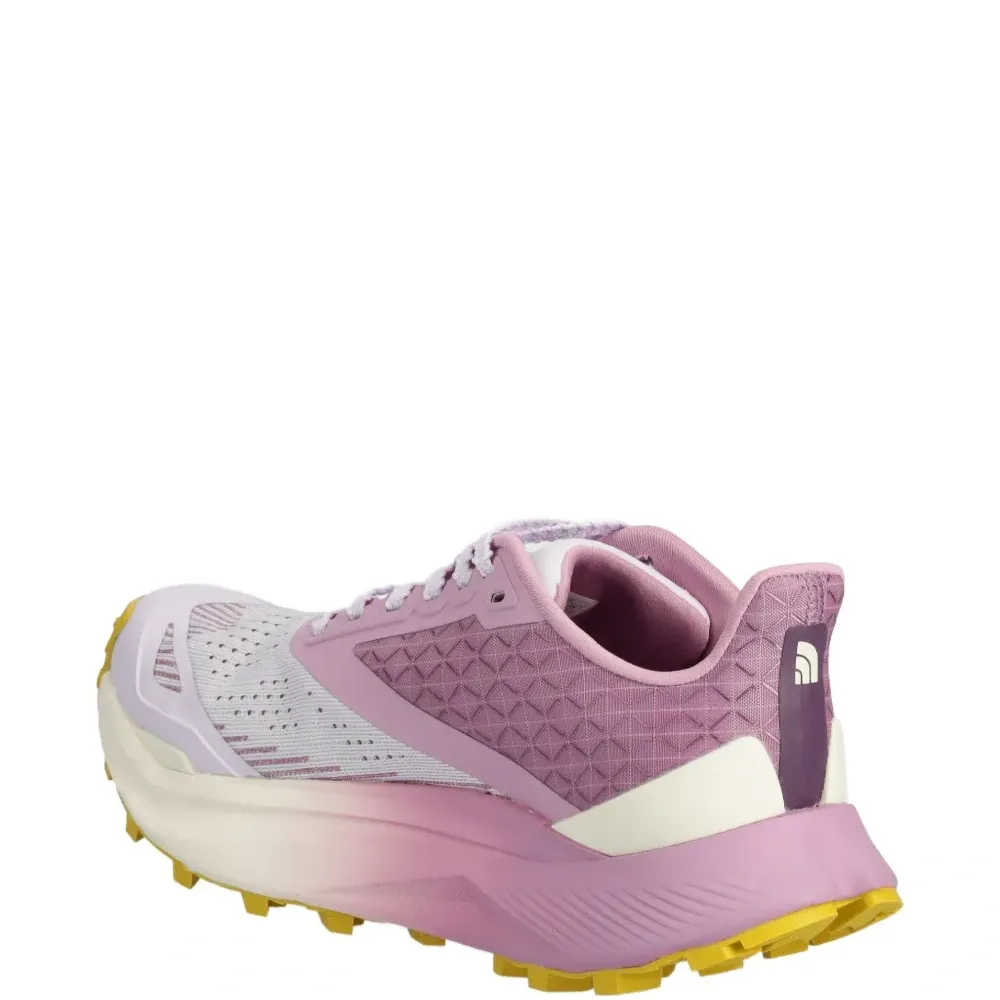 Кроссовки с логотипом