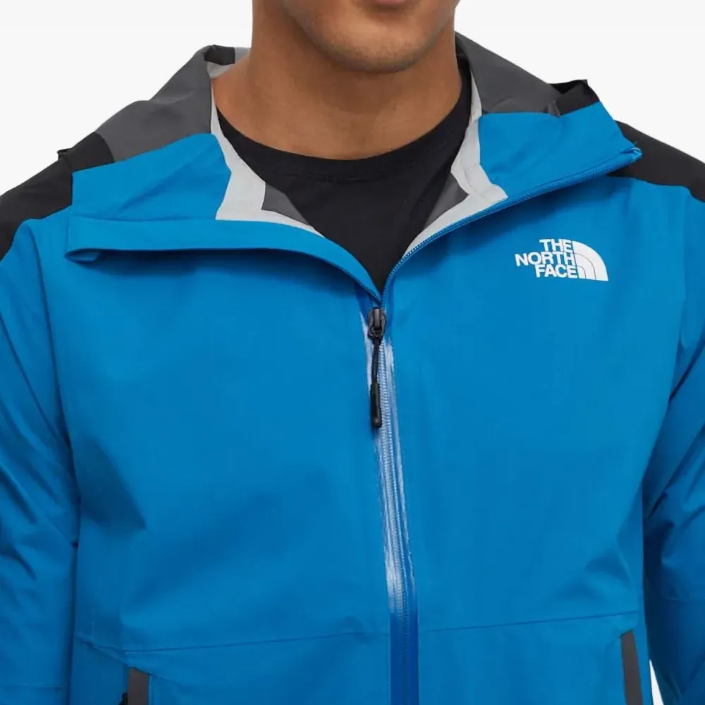 Легкая куртка на молнии с длинными рукавами