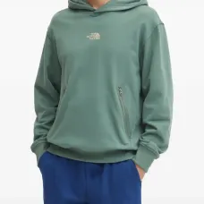 Худи с вышитым логотипом