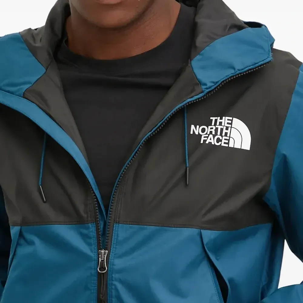 Куртка с капюшоном в стиле колор-блок Куртка с капюшоном в стиле колор-блок