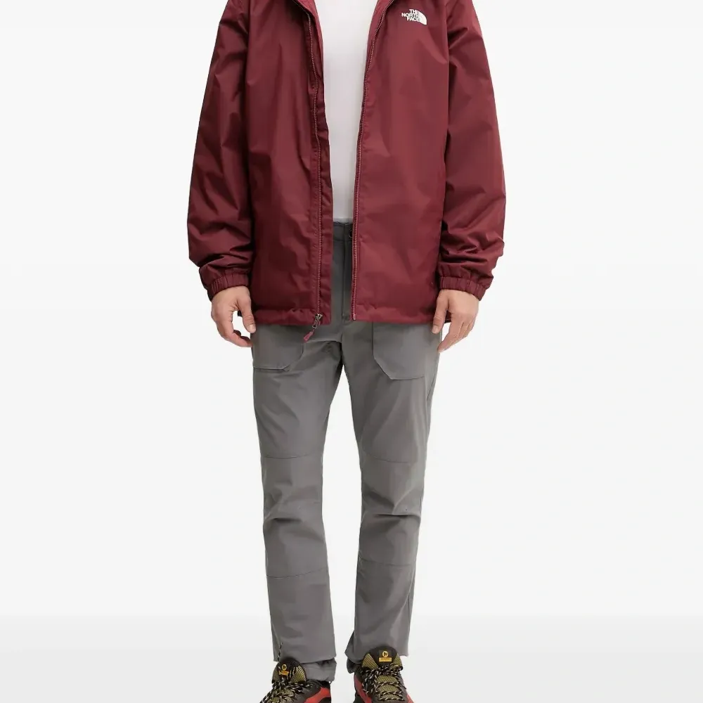 Куртка с капюшоном на молнии для активного отдыха Куртка с капюшоном на молнии для активного отдыха