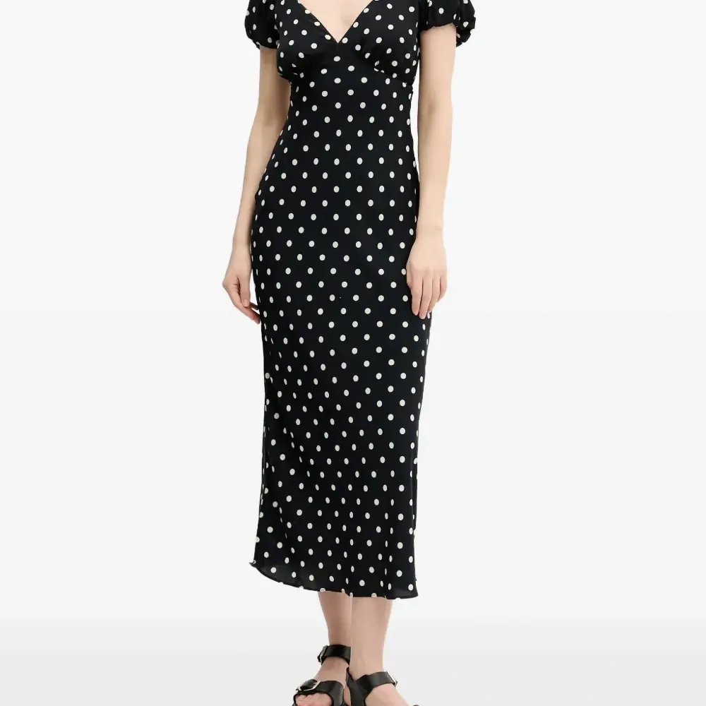 Платье миди с галстуком и в горошек