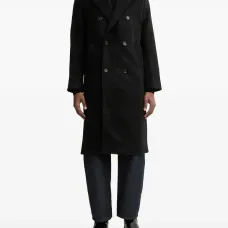 Двубортное пальто с длинными рукавами