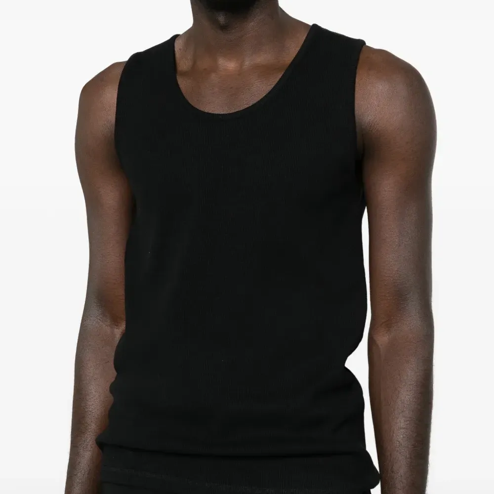 Майка без рукавов в рубчик