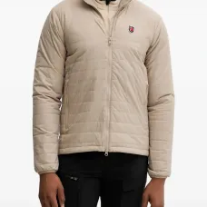 Стёганая куртка с нашивкой-логотипом Стёганая куртка с нашивкой-логотипом