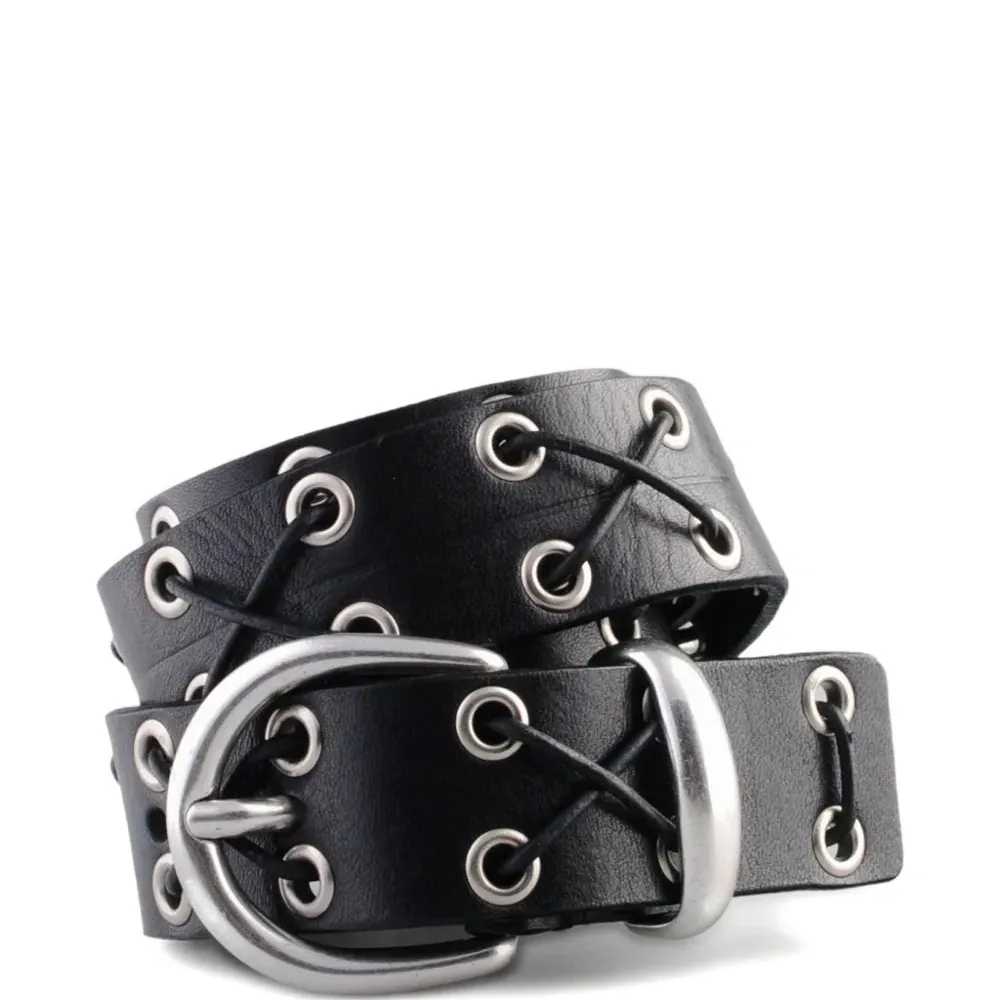 Кожаный ремень с люверсами