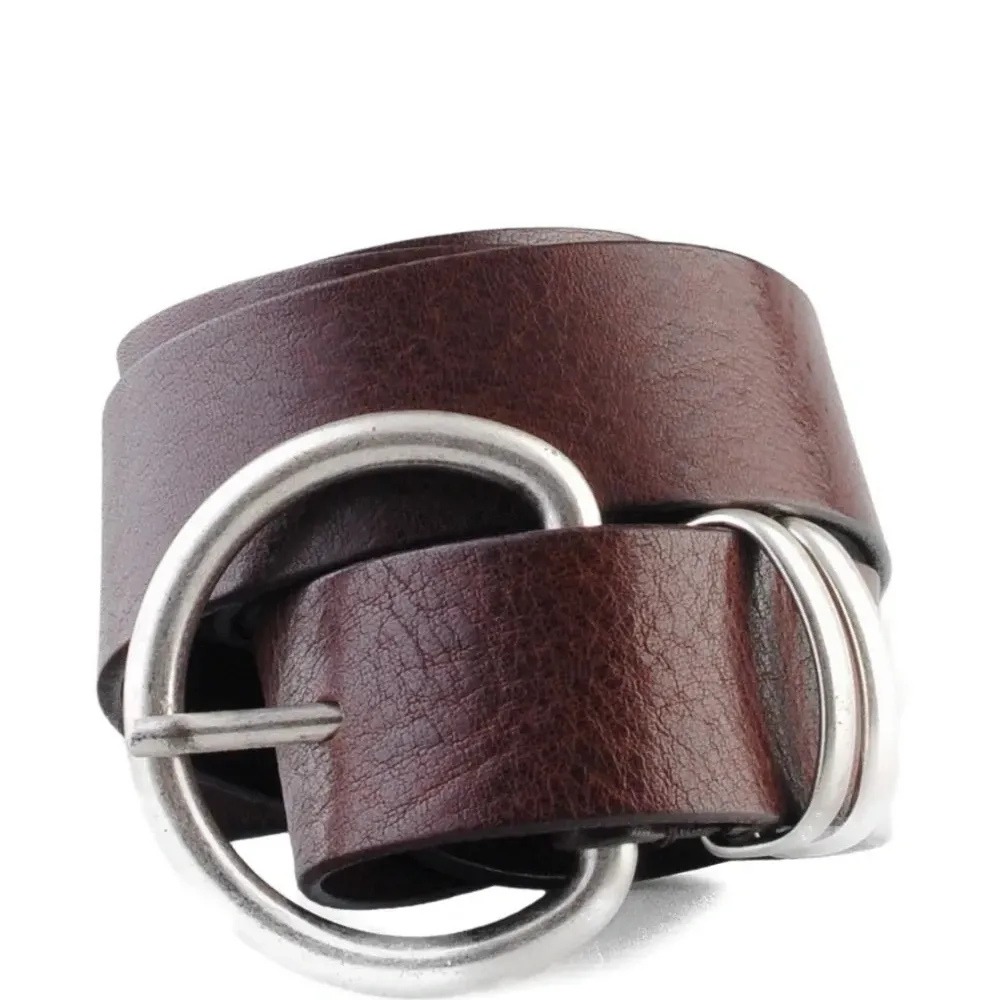 Ремень с пряжкой-кольцом