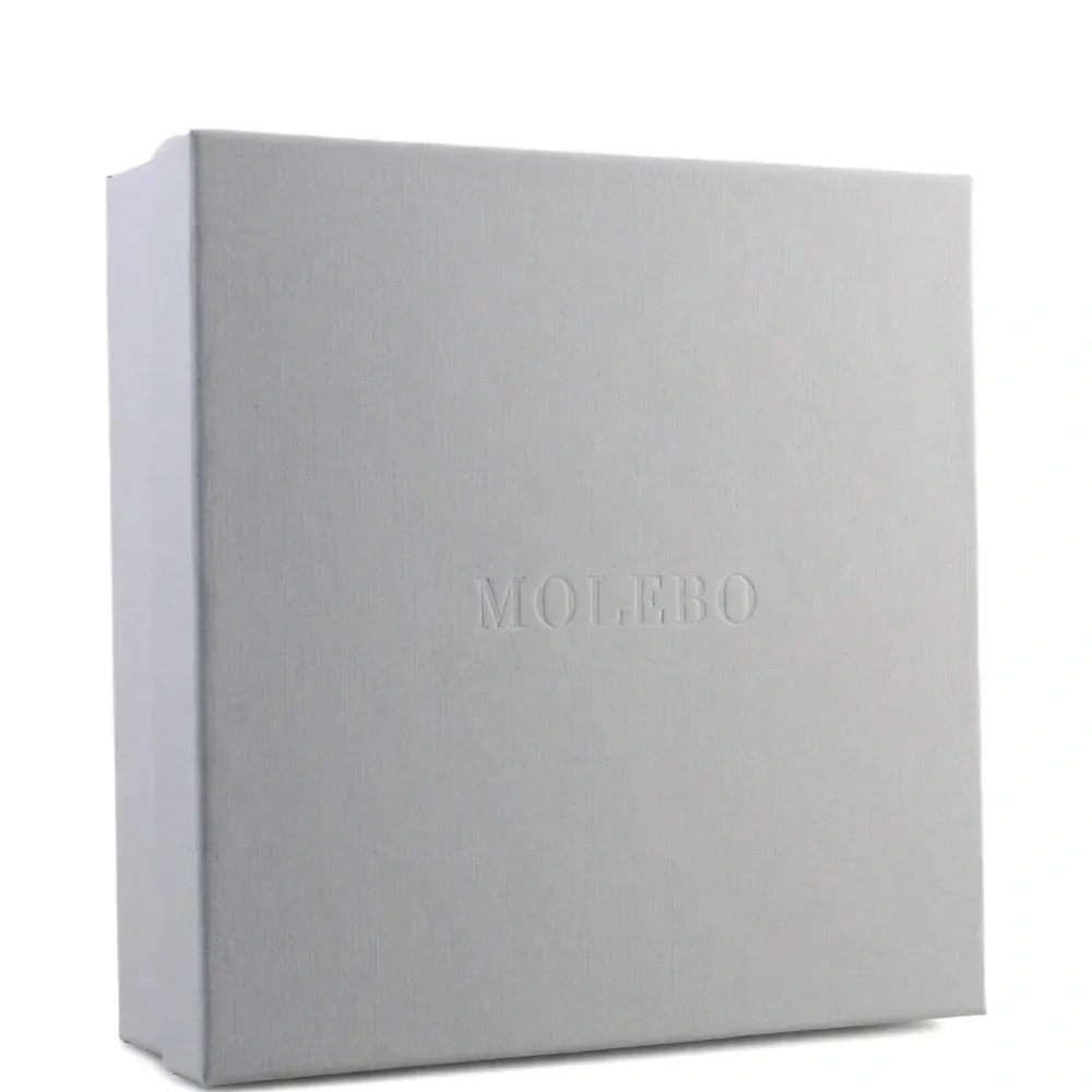 Пояс серебристого цвета с отделкой под пони