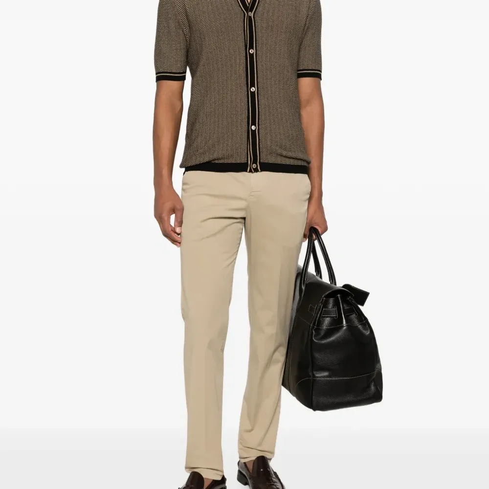 Брюки прямого кроя