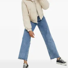 Стеганая куртка на молнии