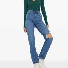 Джинсы прямого кроя Джинсы прямого кроя