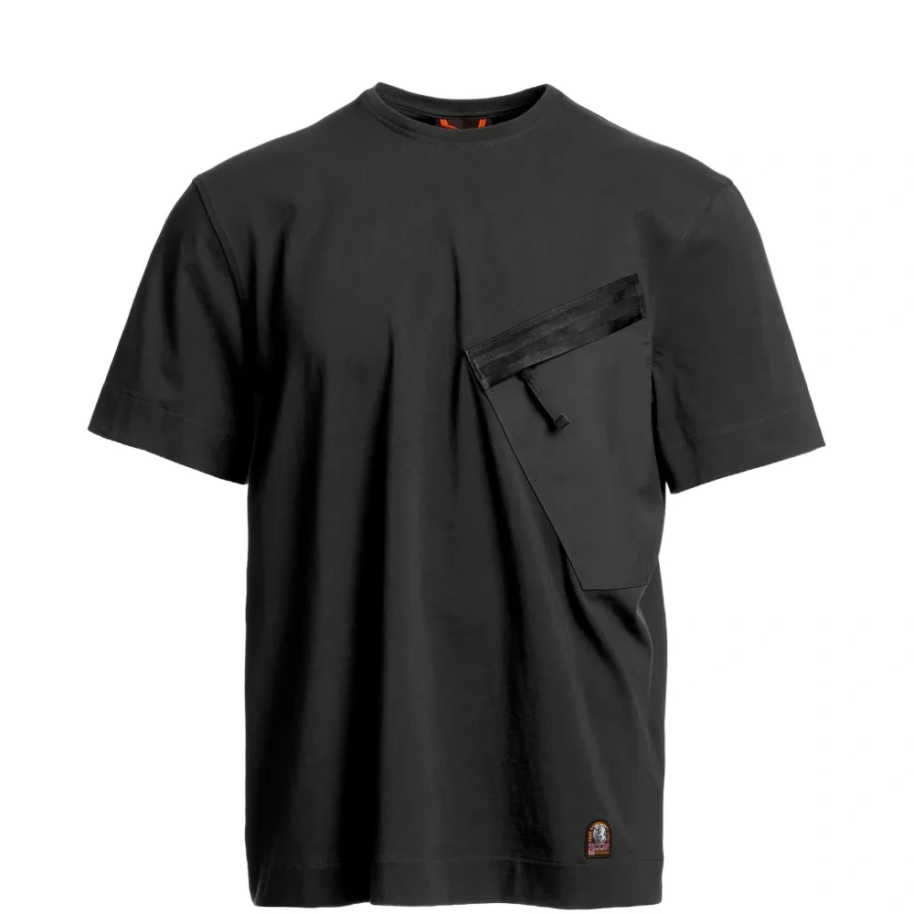 Футболка с накладным карманом