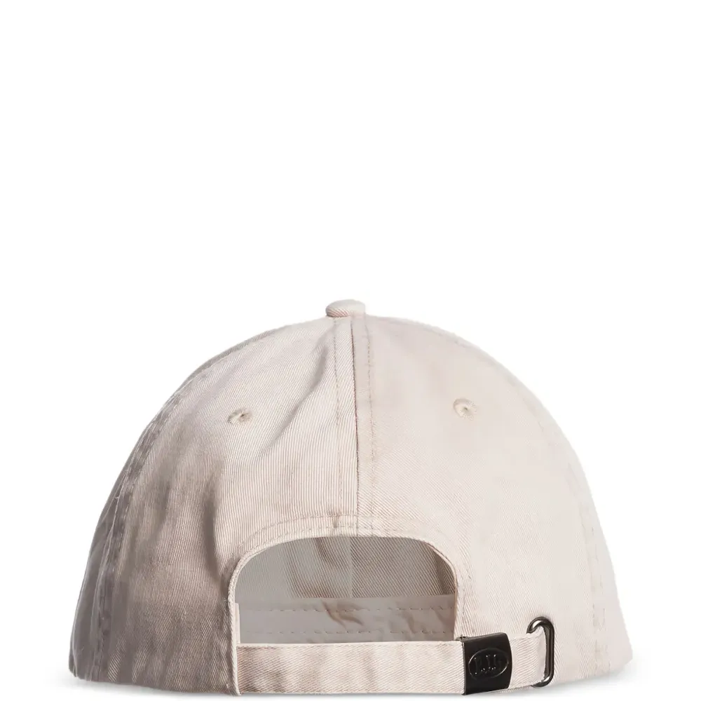 Бейсболка с вышитым логотипом