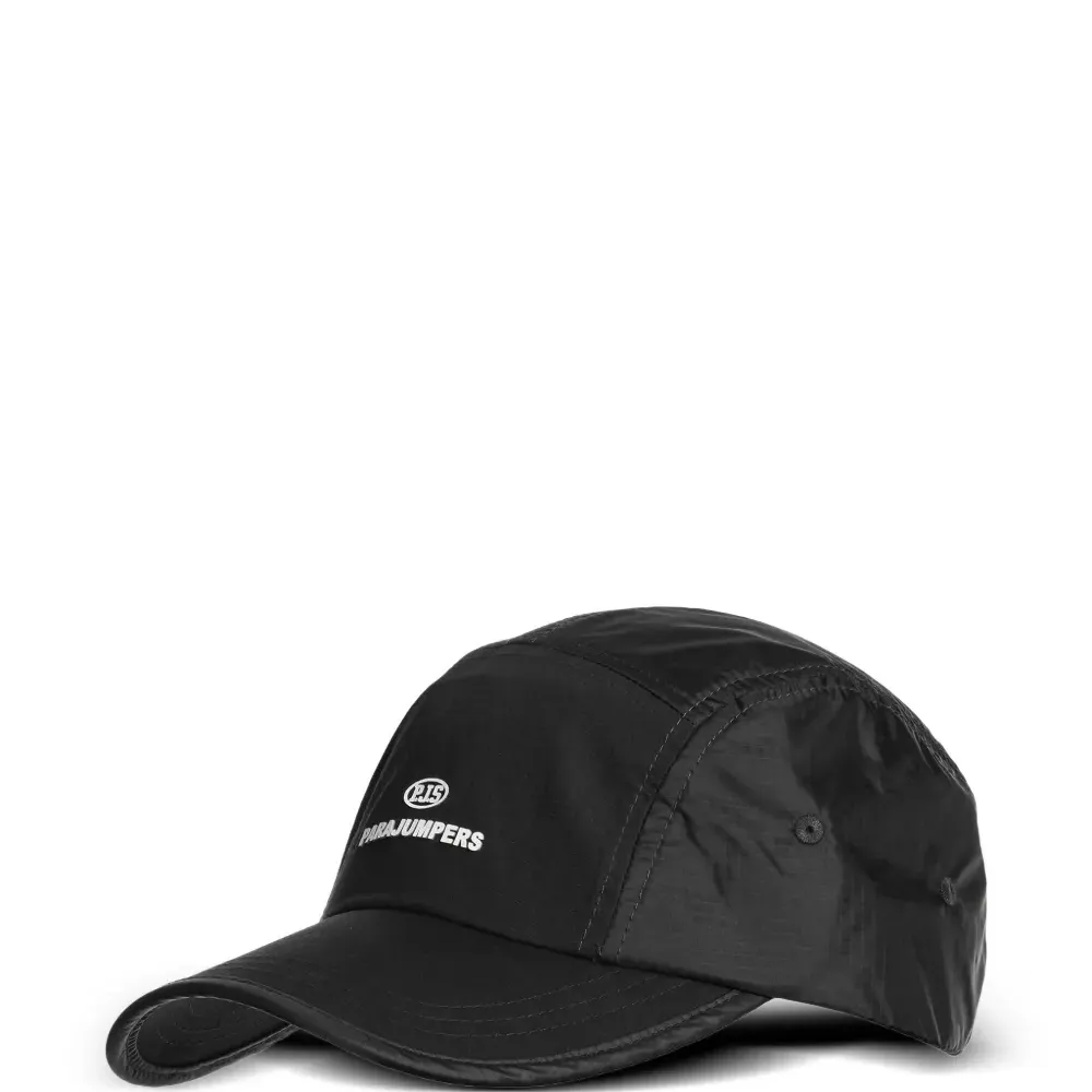 Бейсболка с логотипом