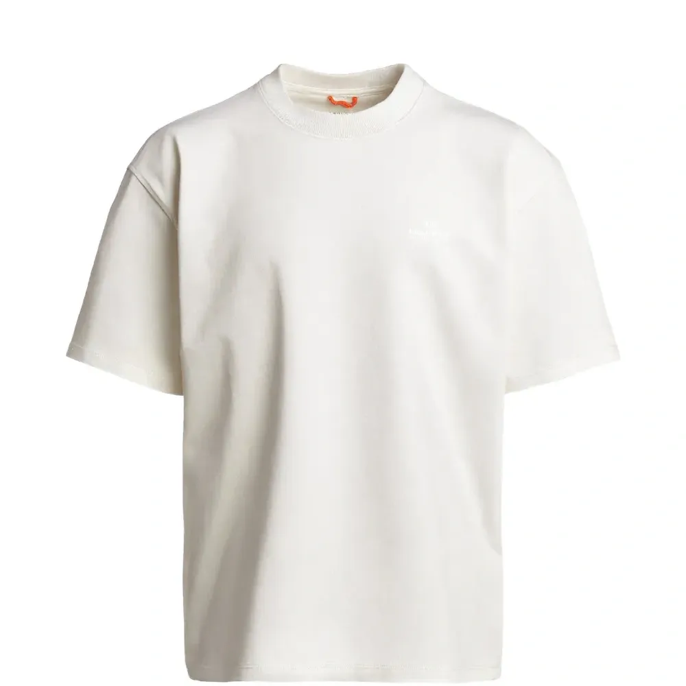 Футболка с логотипом