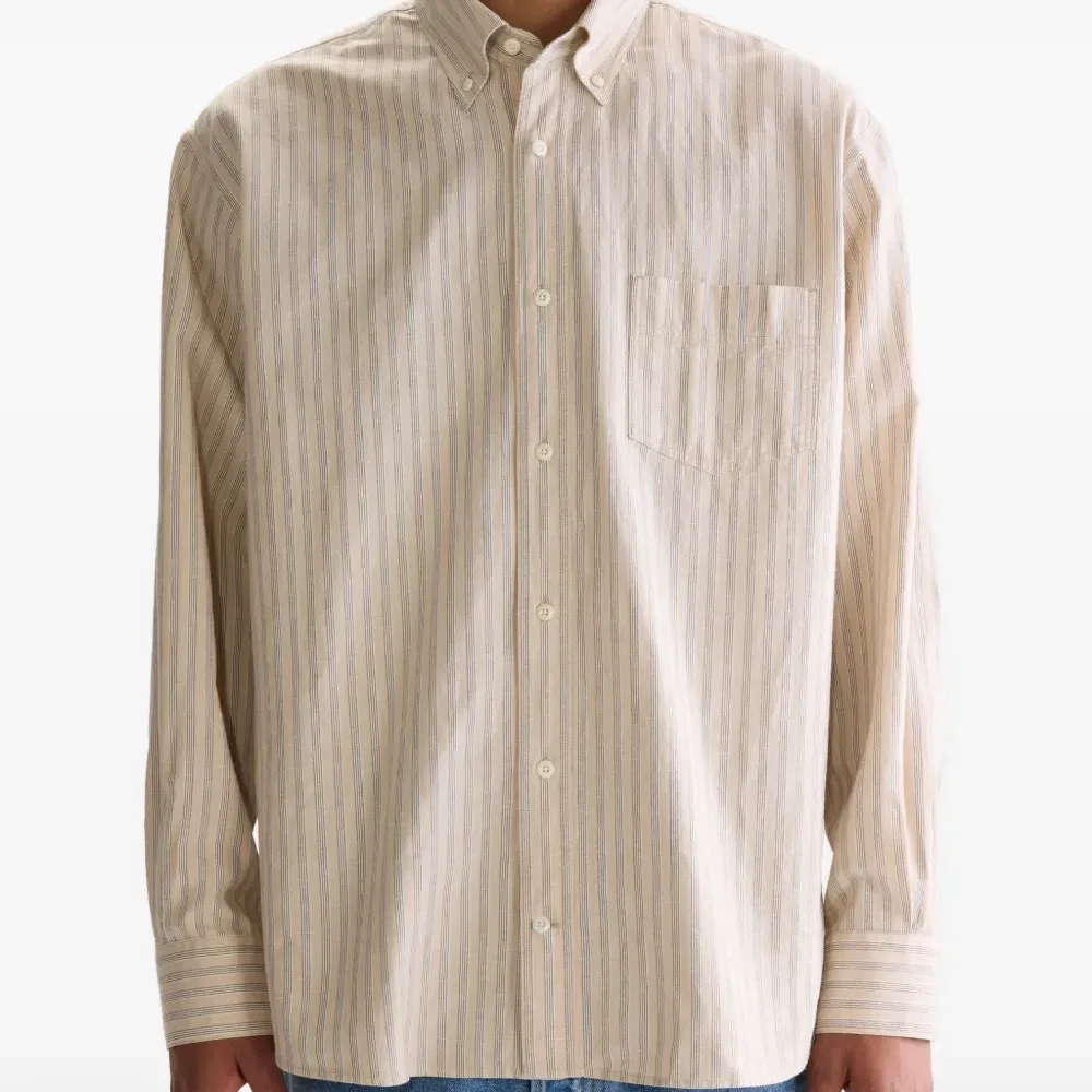 Рубашка в полоску с карманом