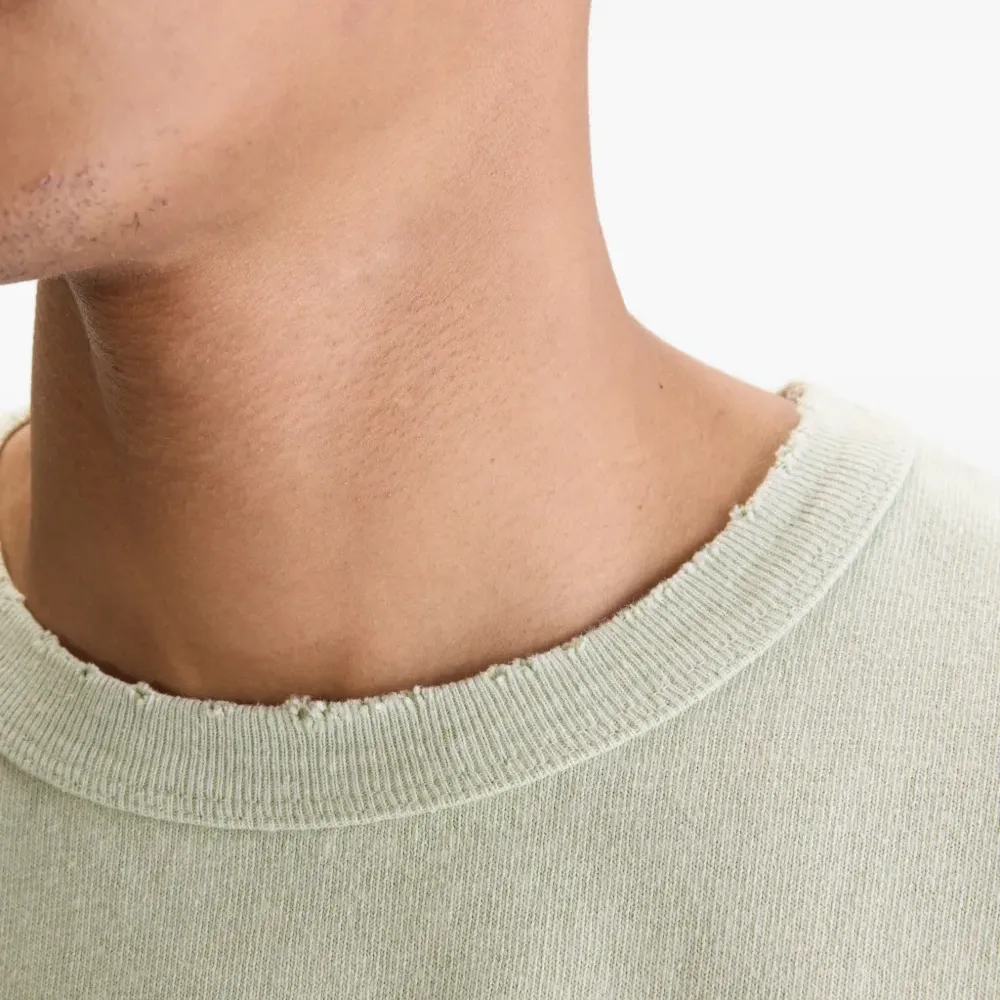 Футболка с необработанным краем