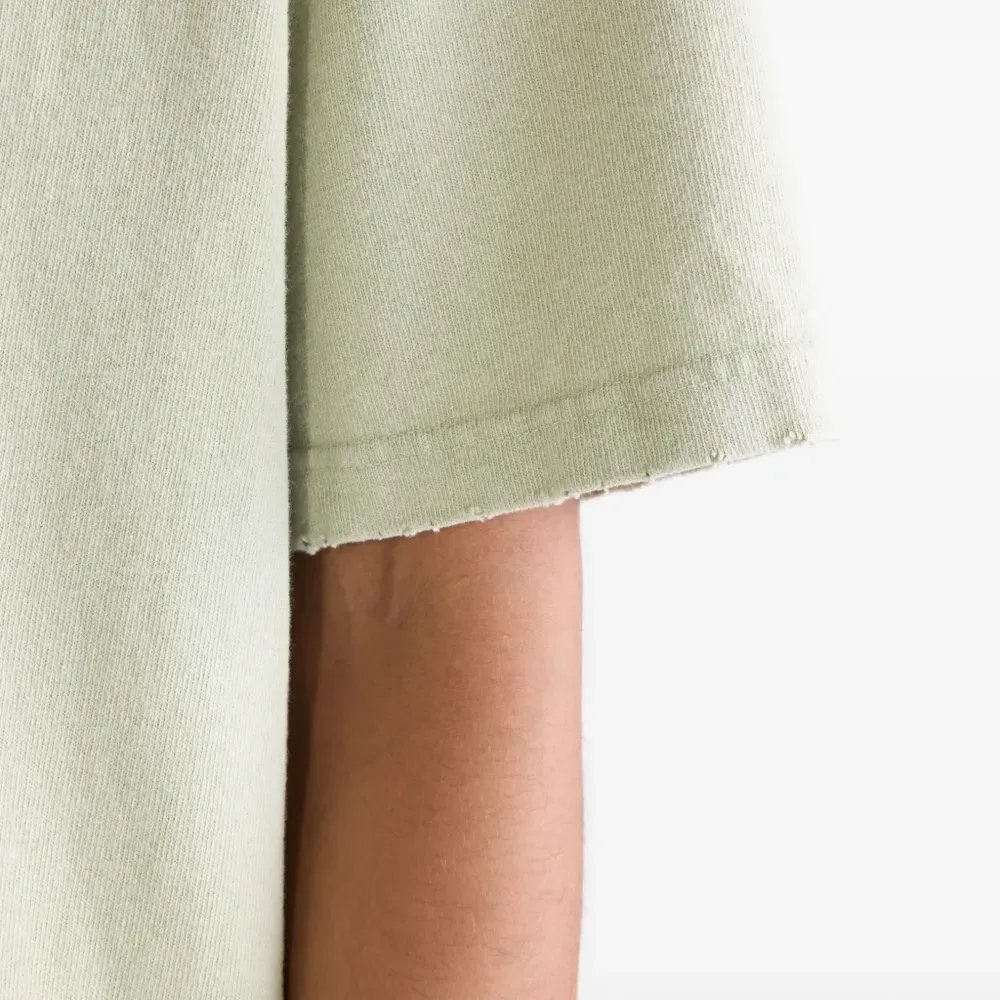 Футболка с необработанным краем