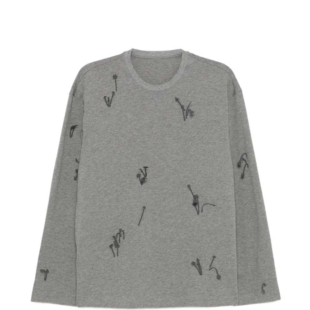 Футболка с аппликацией