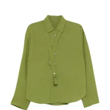 Полосатая рубашка с V-образным вырезом