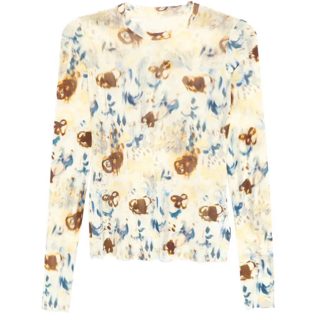 Футболка с цветочным принтом