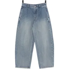 Зауженные джинсы