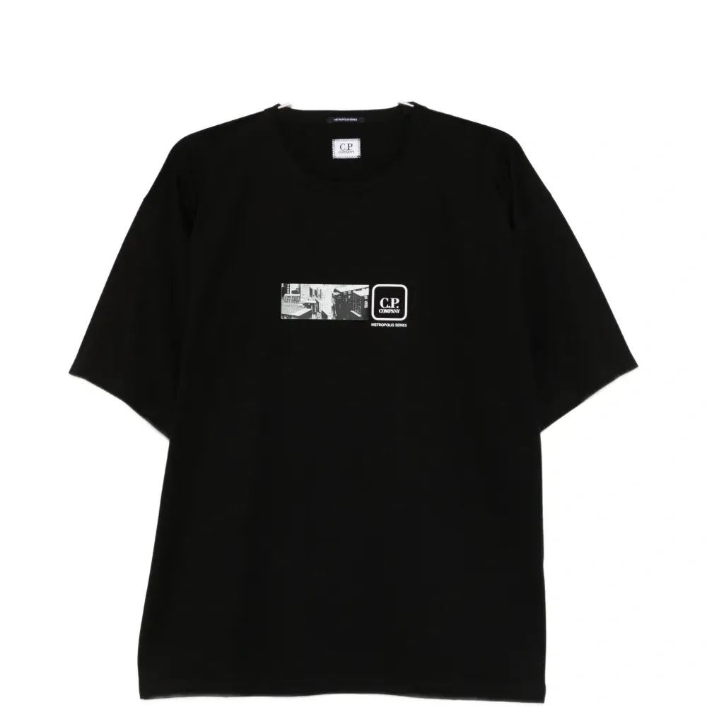 Футболка с графическим принтом и короткими рукавами