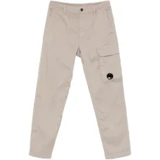 Карго-брюки с фирменной линзой и накладными карманами Карго-брюки с фирменной линзой и накладными карманами