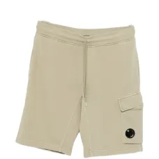 Спортивные шорты с карманами-карго