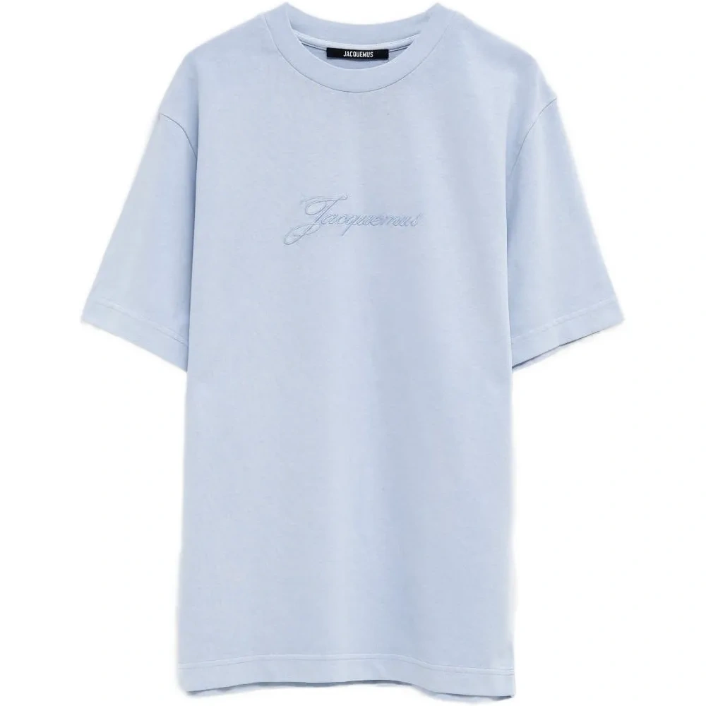 Футболка с вышитым логотипом