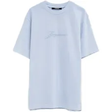 Футболка с вышитым логотипом