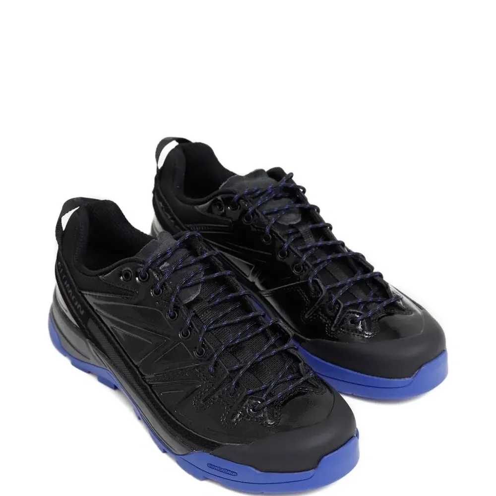 Кроссовки с быстрой шнуровкой