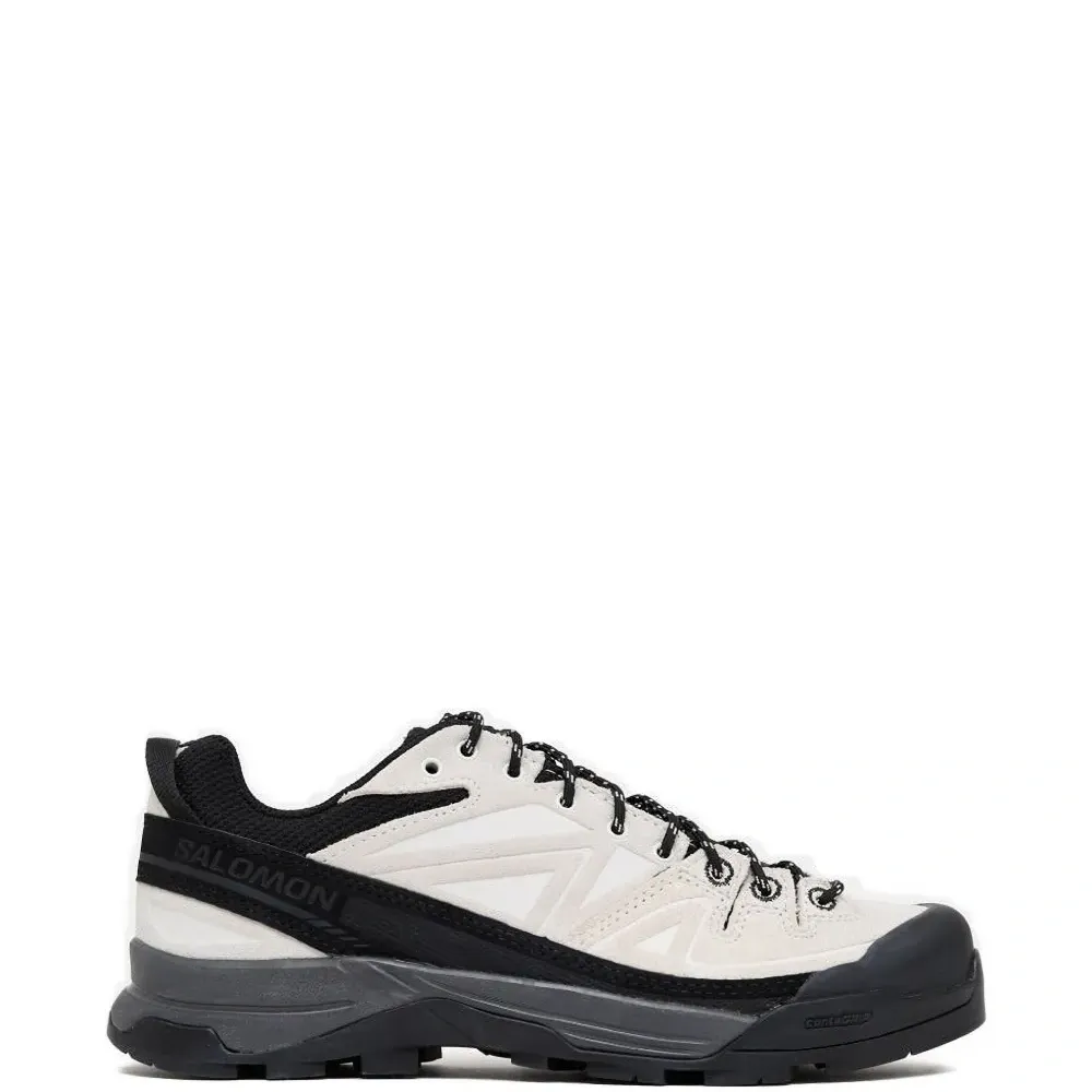 Кроссовки с прочной системой быстрой шнуровки