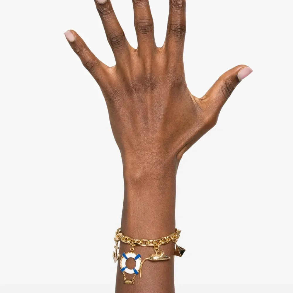 Браслет-цепочка с подвесками