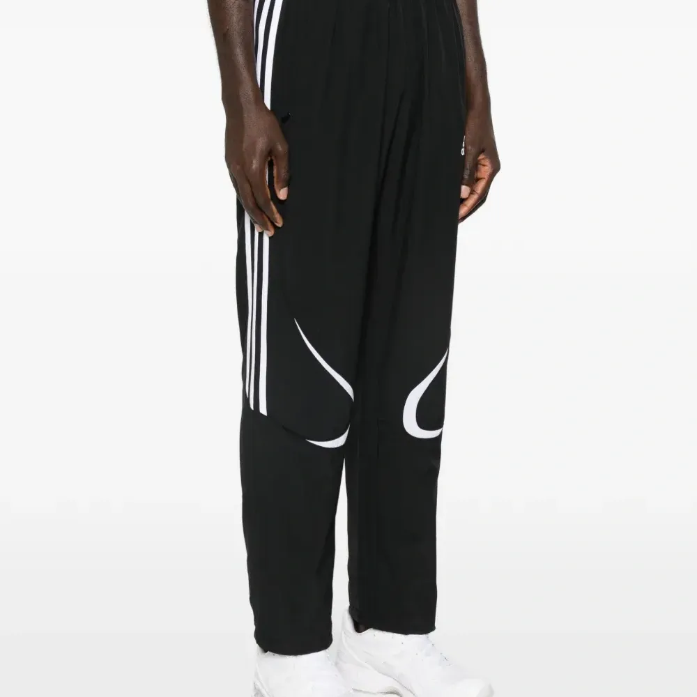 Спортивные брюки Teamgeist Adicolor с логотипом