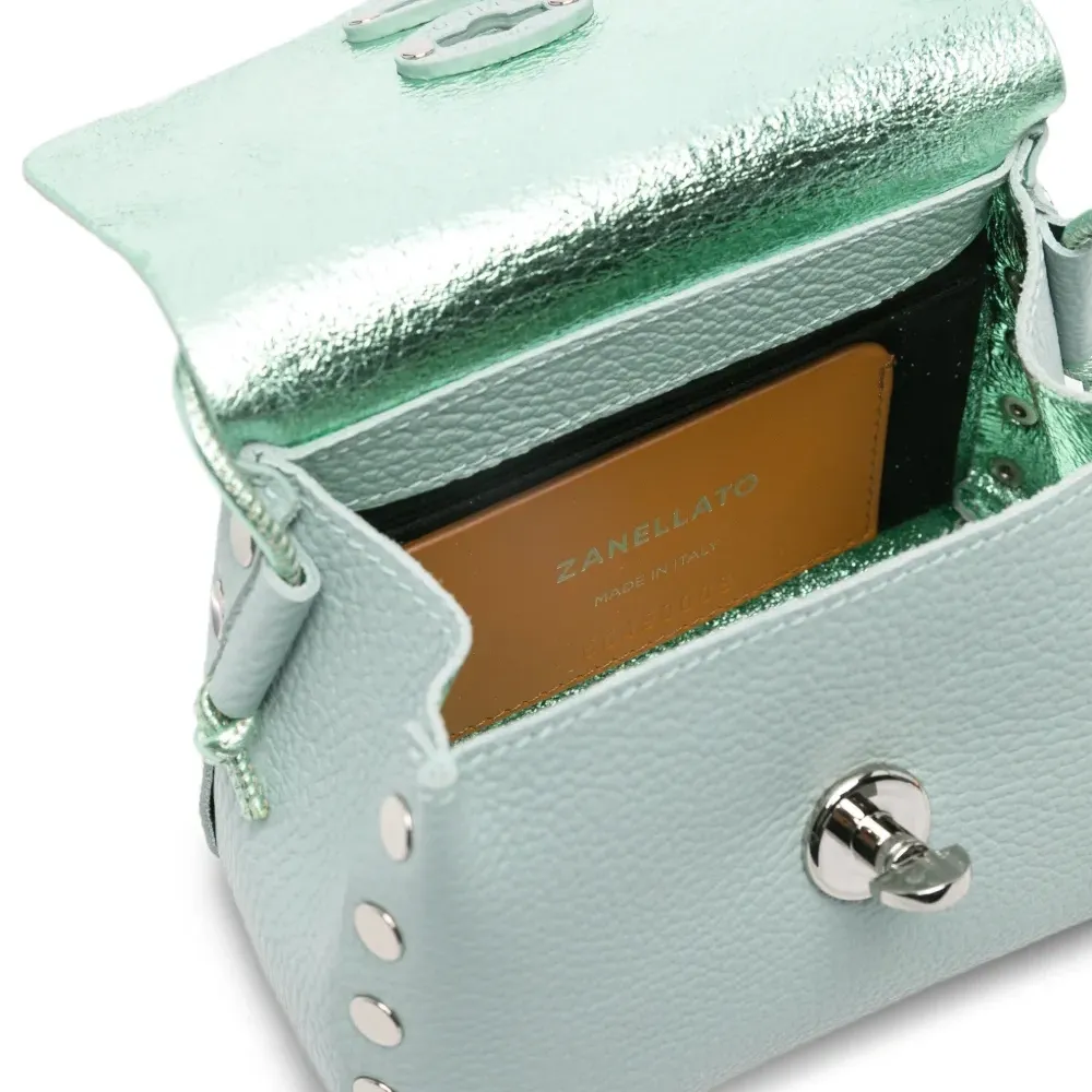 Сумка на плечо Postina с заклепками Сумка на плечо Postina с заклепками