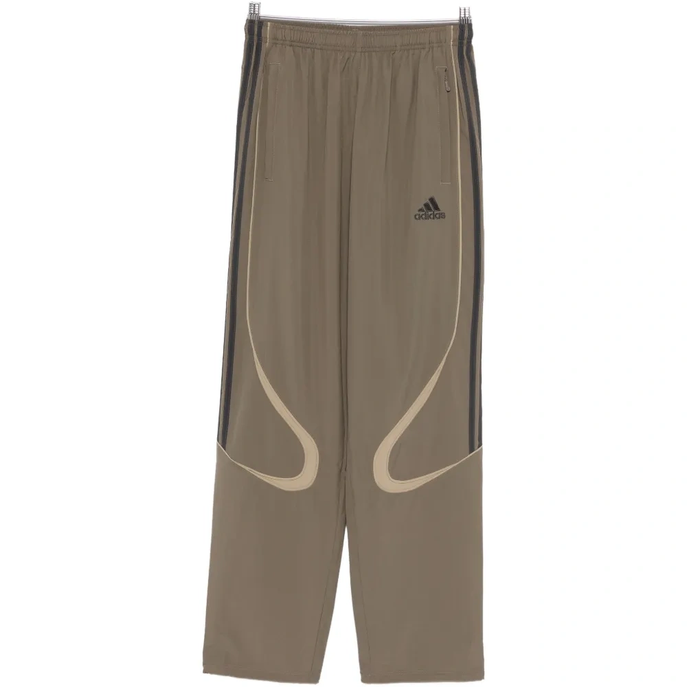 Спортивные брюки Teamgeist Adicolor с полосатыми деталями